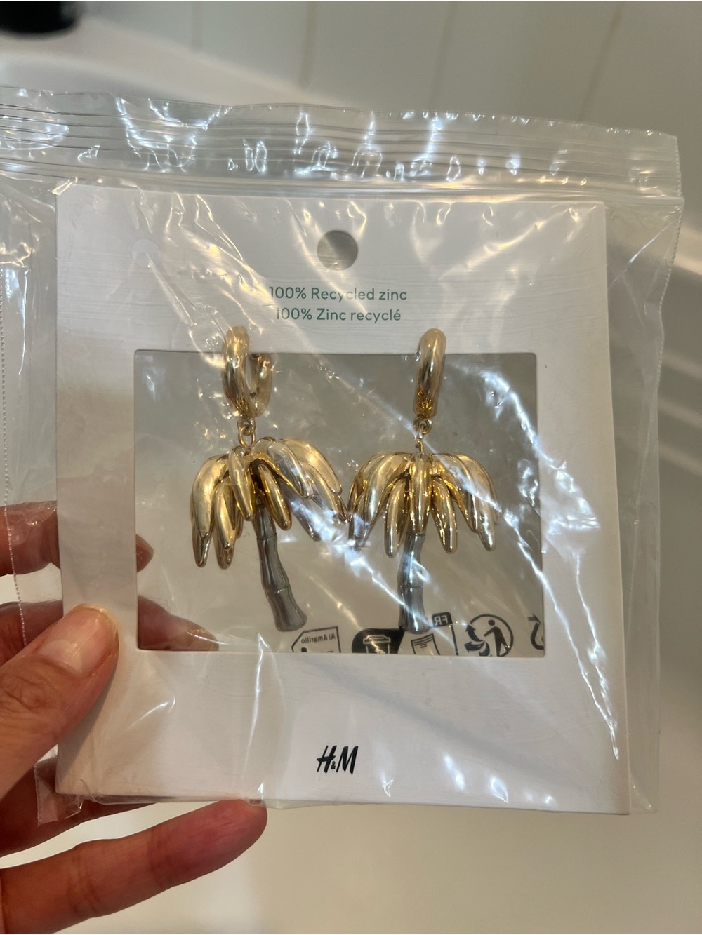 H&M Gold Palm Tree Dangle Earrings